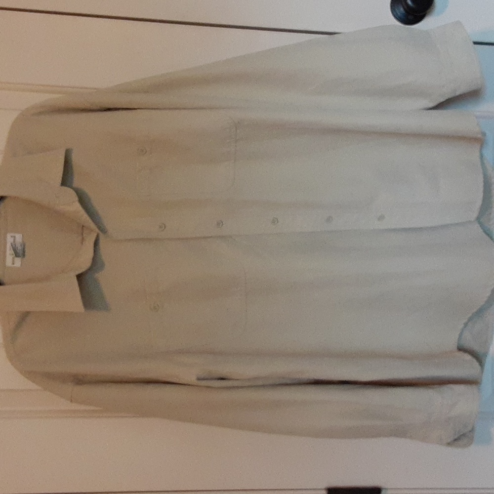 Men's button up long sleeve shirt